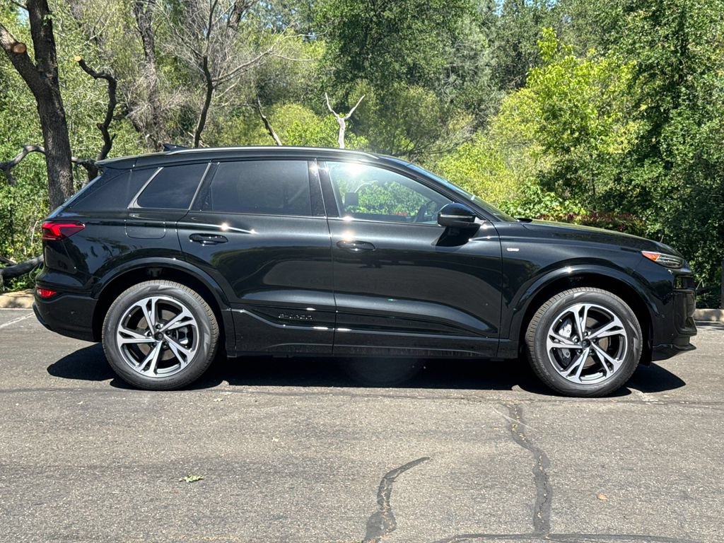 New 2027 Audi Q6 e-tron Premium Plus AWD/4WD image 3