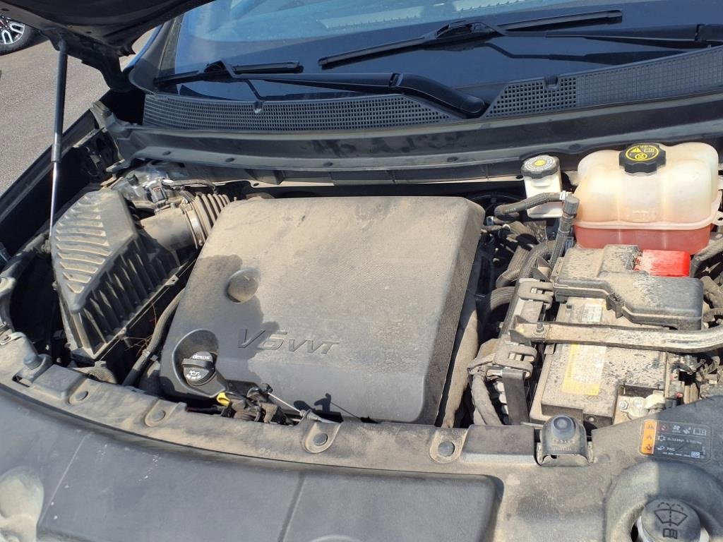 Used 2022 Chevrolet Traverse LS image 10