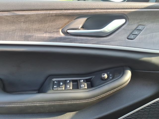 Certified 2026 Jeep Grand Cherokee Limited w/ Limited Altitude Package AWD/4WD image 11
