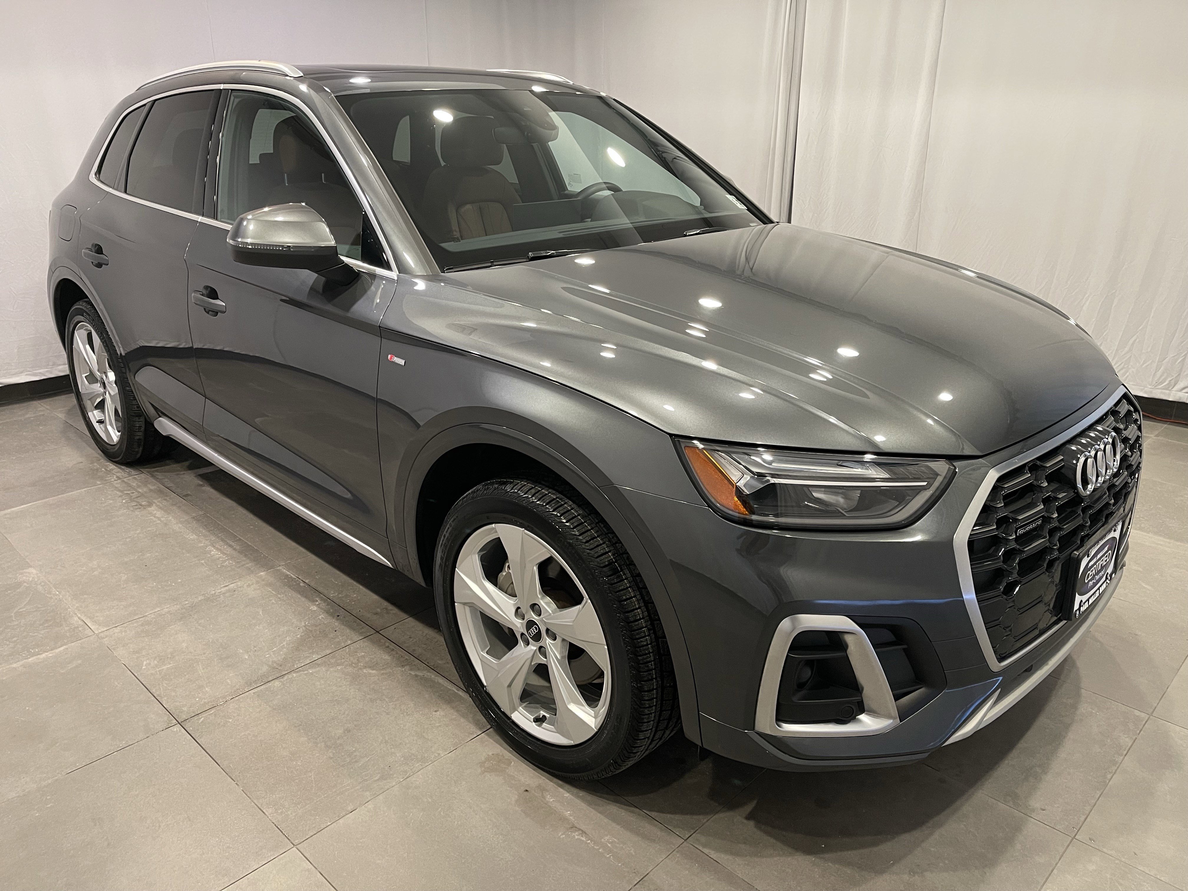 Used 2022 Audi Q5 2.0T Premium Plus image 3