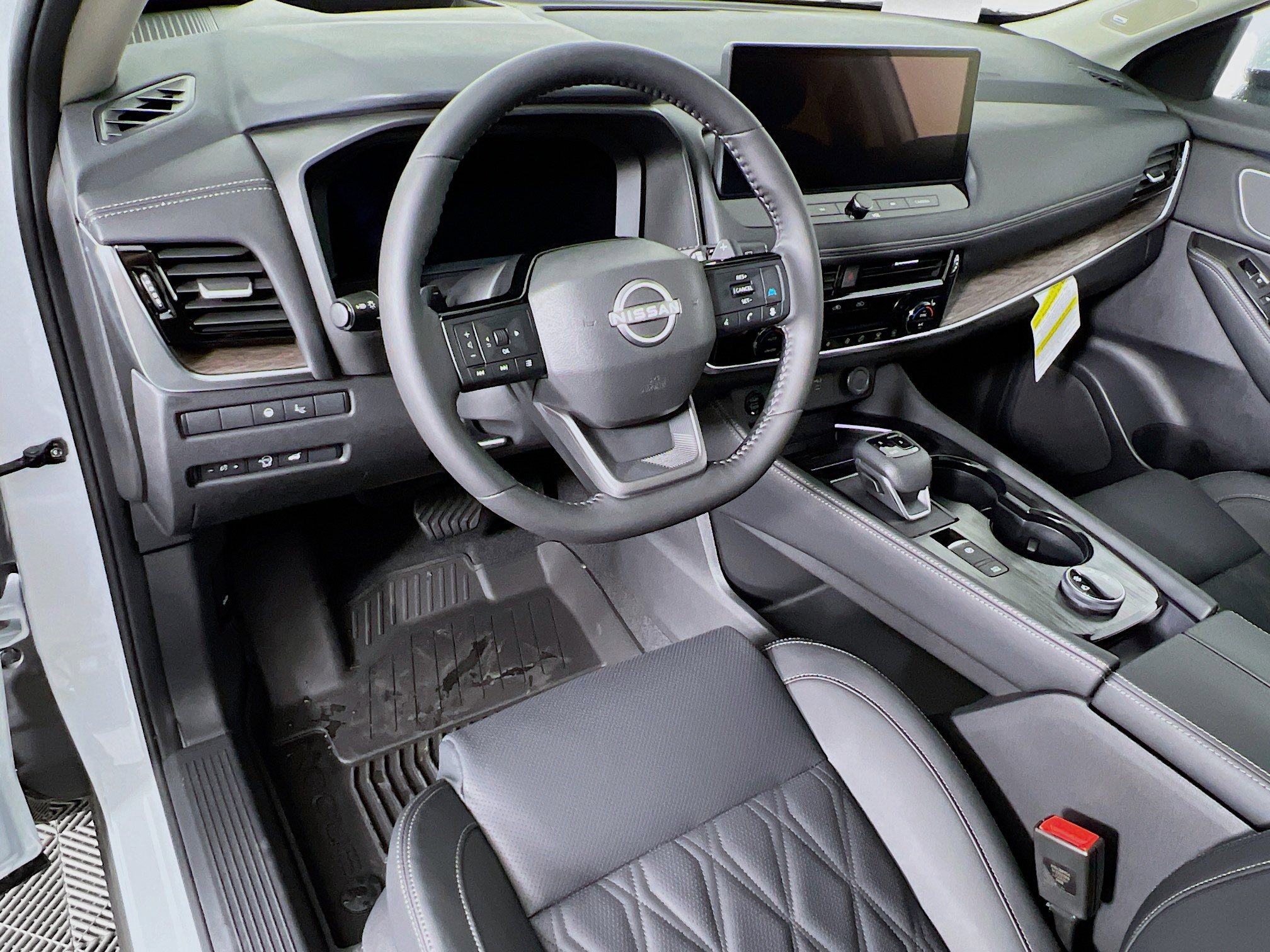 New 2026 Nissan Rogue Platinum w/ Platinum Premium Package image 7