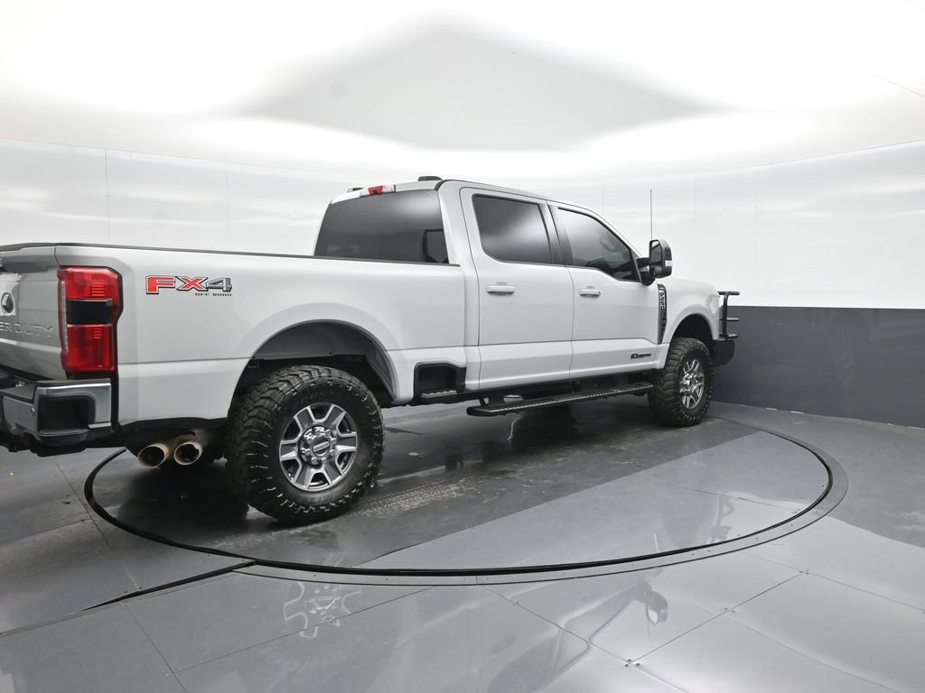 Used 2025 Ford F250 Lariat w/ FX4 Off-Road Package image 7