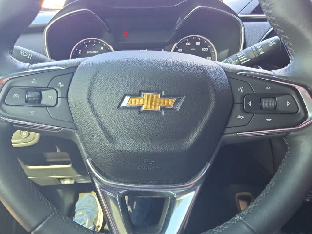 Used 2021 Chevrolet TrailBlazer ACTIV w/ Technology Package FWD image 23