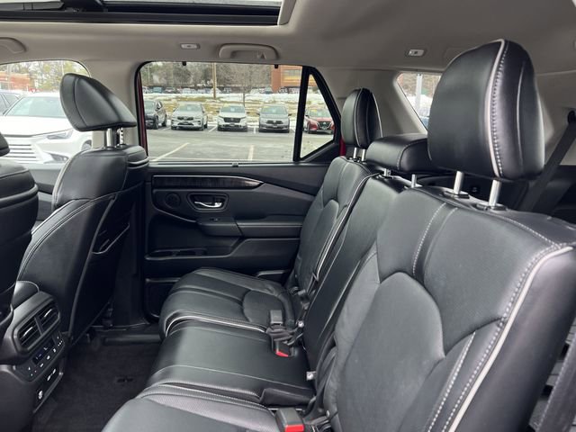 Used 2023 Honda Pilot Elite image 21