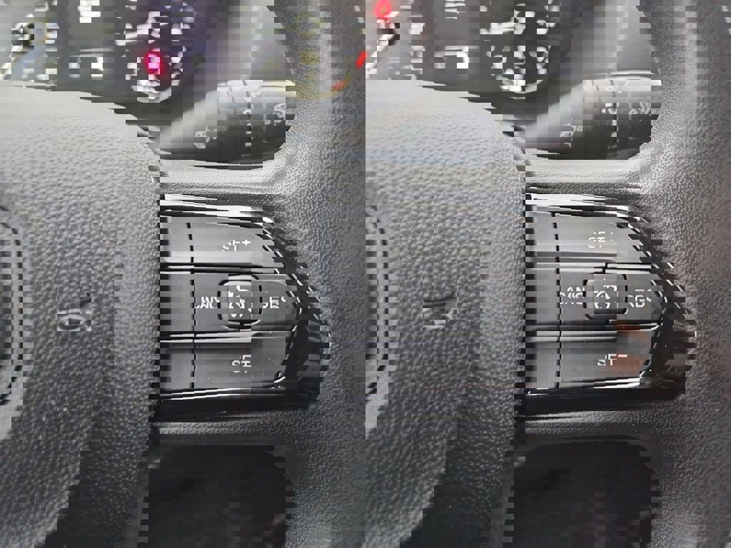 Used 2023 RAM ProMaster 2500 image 12