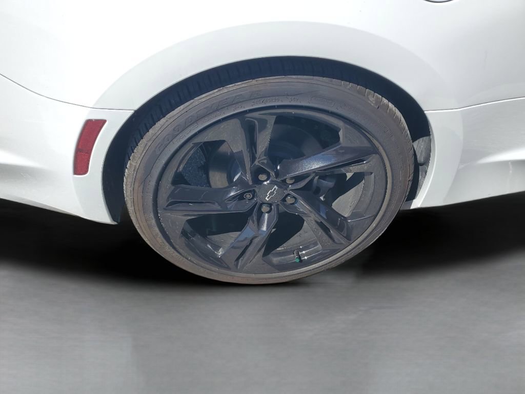 Used 2024 Chevrolet Camaro LT w/ RS Package image 32