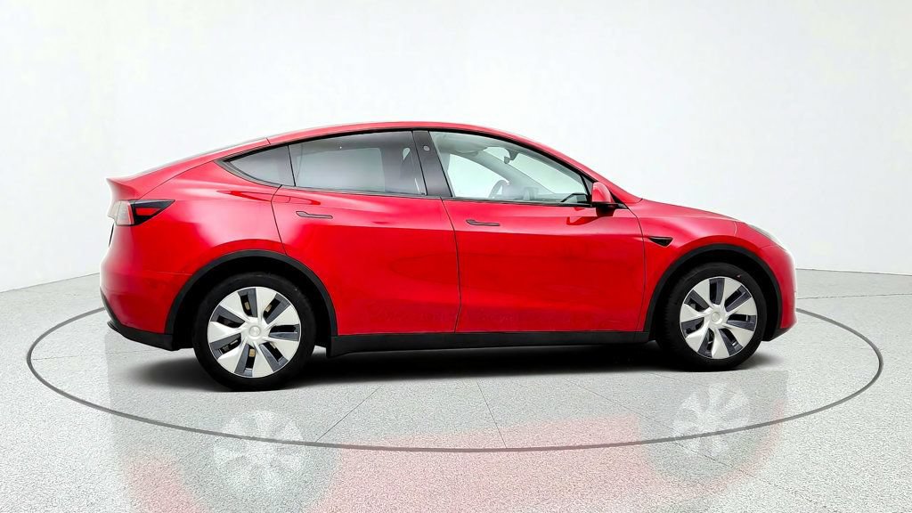 Used 2023 Tesla Model Y Long Range AWD/4WD image 4