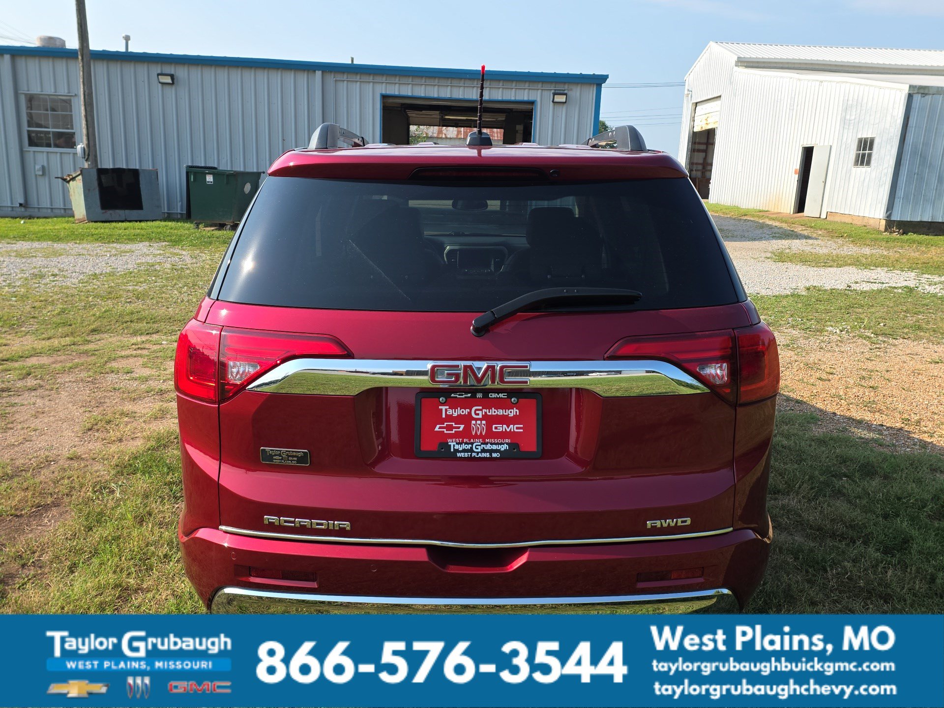 Used 2019 GMC Acadia Denali AWD/4WD image 5