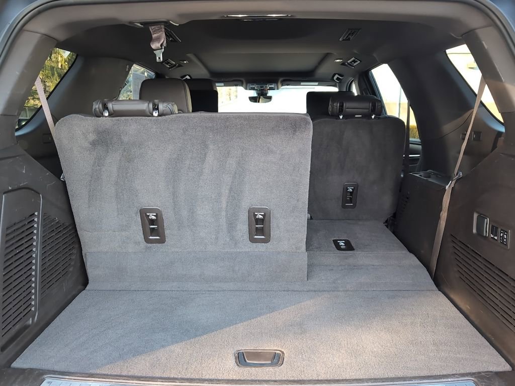 Used 2021 GMC Yukon Denali w/ Denali Ultimate Package image 17