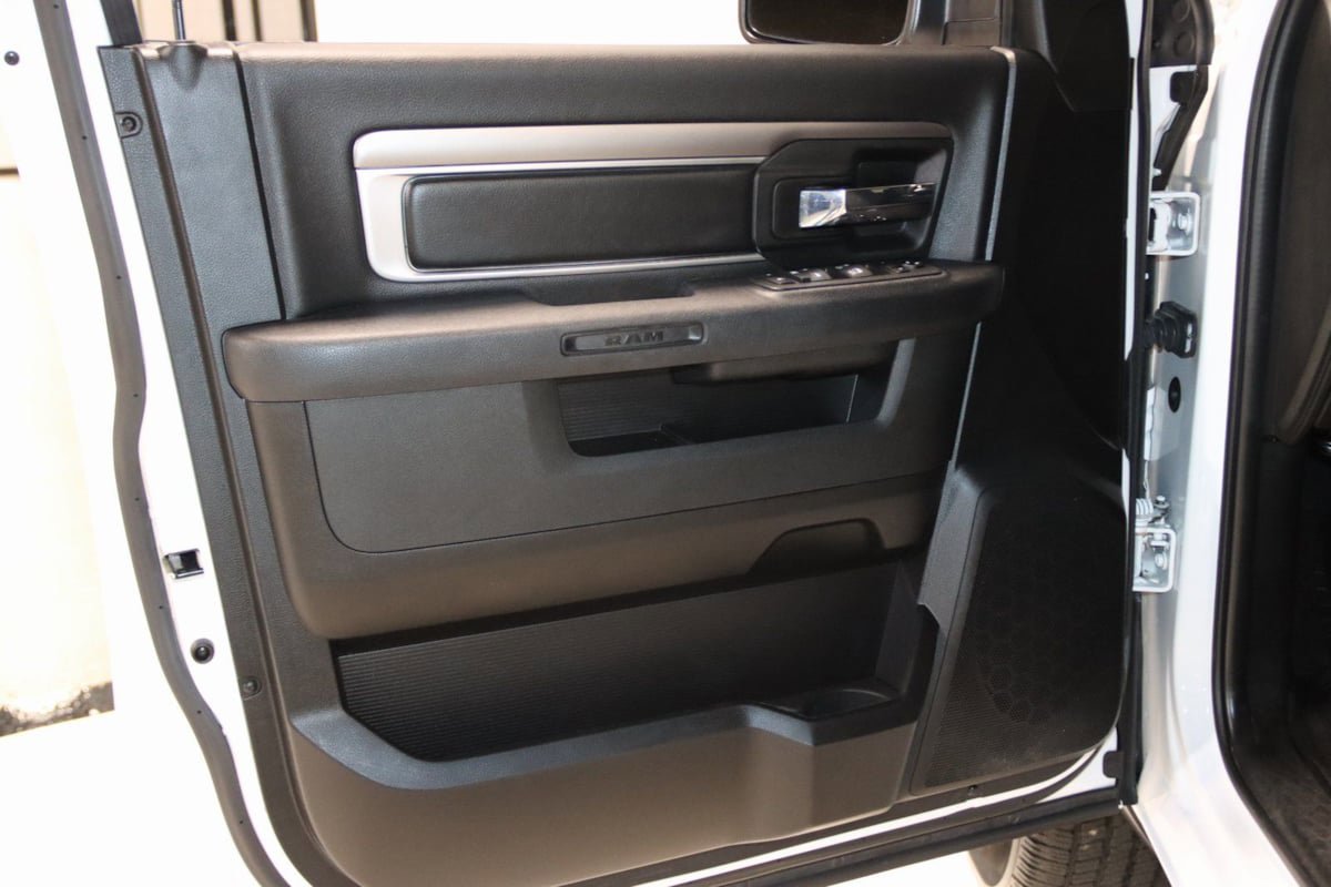 Used 2024 RAM 1500 Classic Warlock image 29