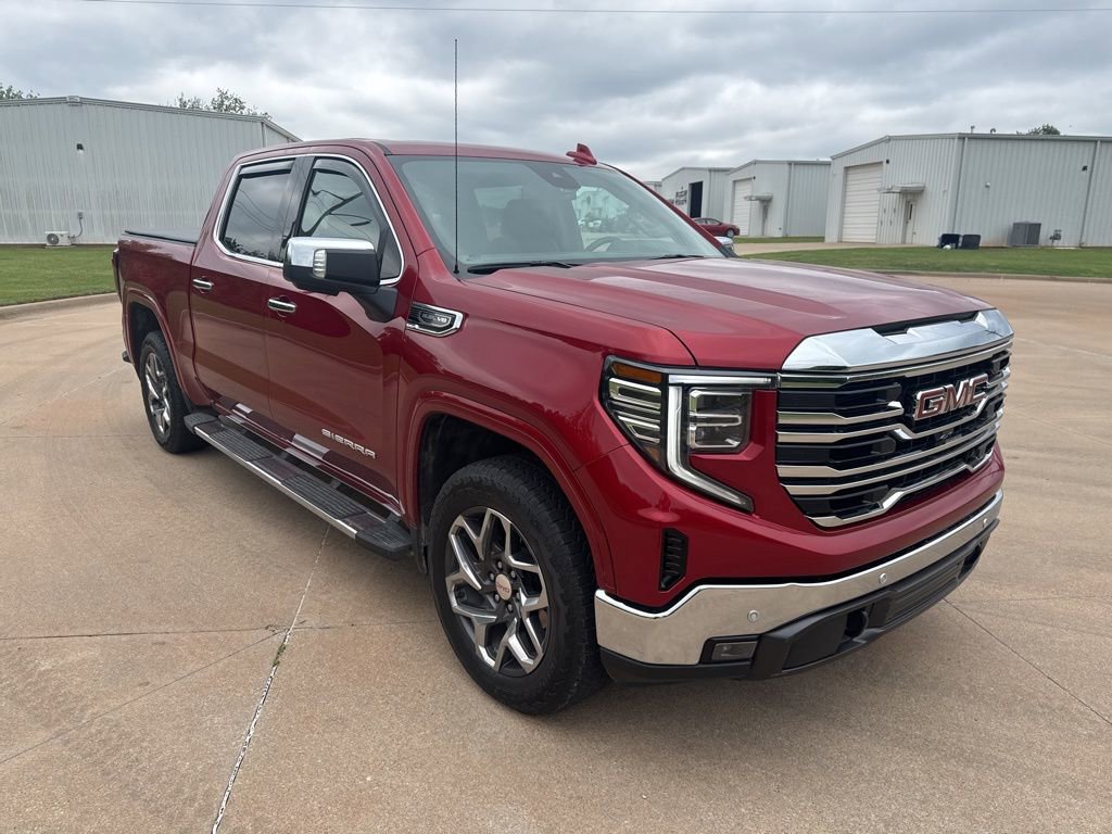 Used 2024 GMC Sierra 1500 SLT w/ SLT Premium Plus Package AWD/4WD image 5