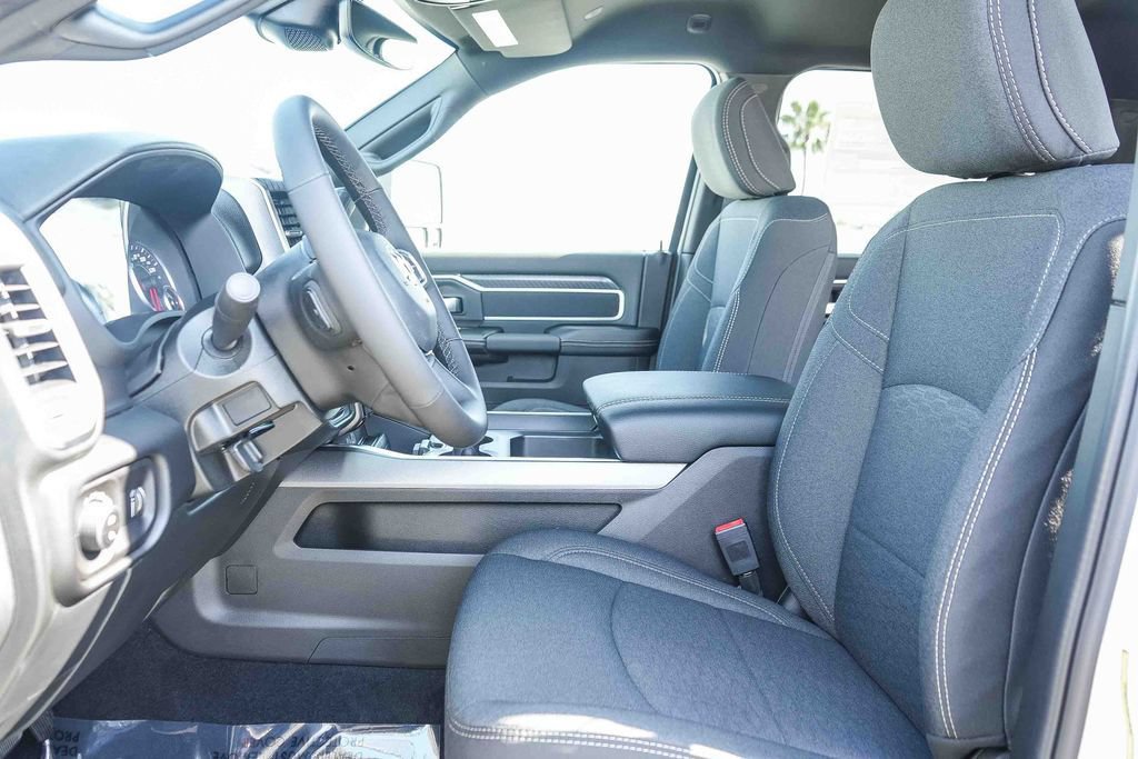 New 2026 RAM 2500 Big Horn AWD/4WD image 18