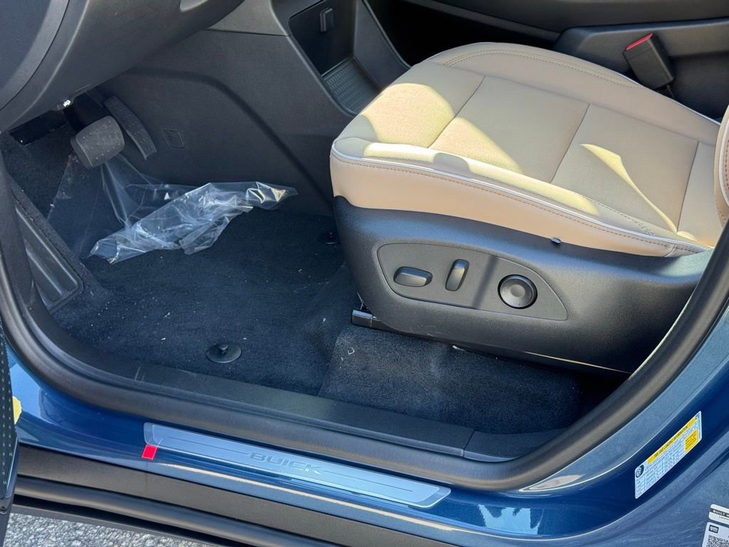 New 2026 Buick Enclave Preferred w/ Power Package image 19