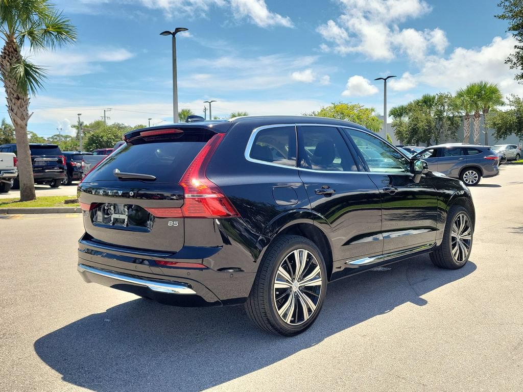 Used 2023 Volvo XC60 B5 Plus w/ Protection Package Premier FWD image 5