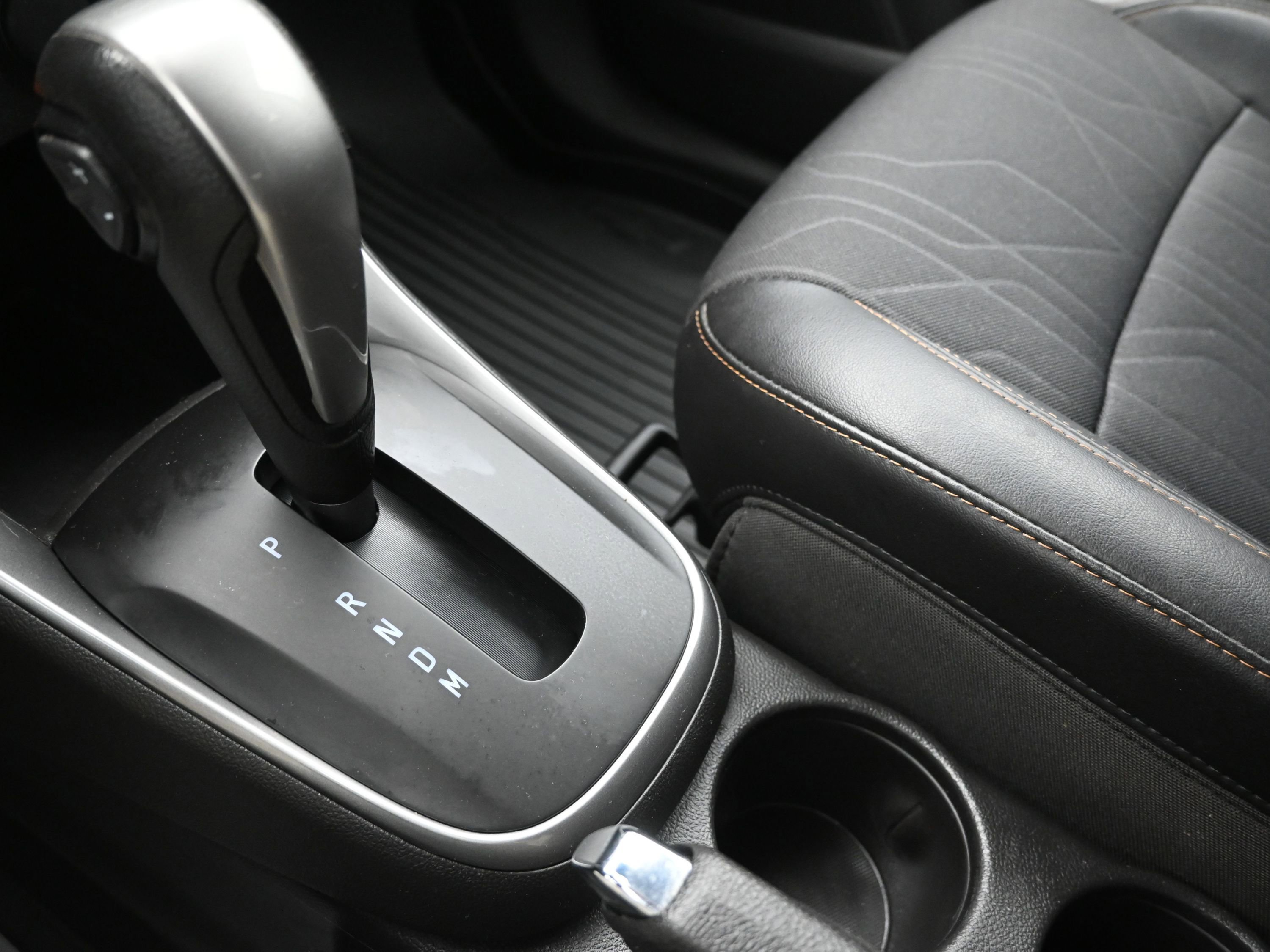 Used 2020 Chevrolet Trax LT w/ LT Convenience Package image 24