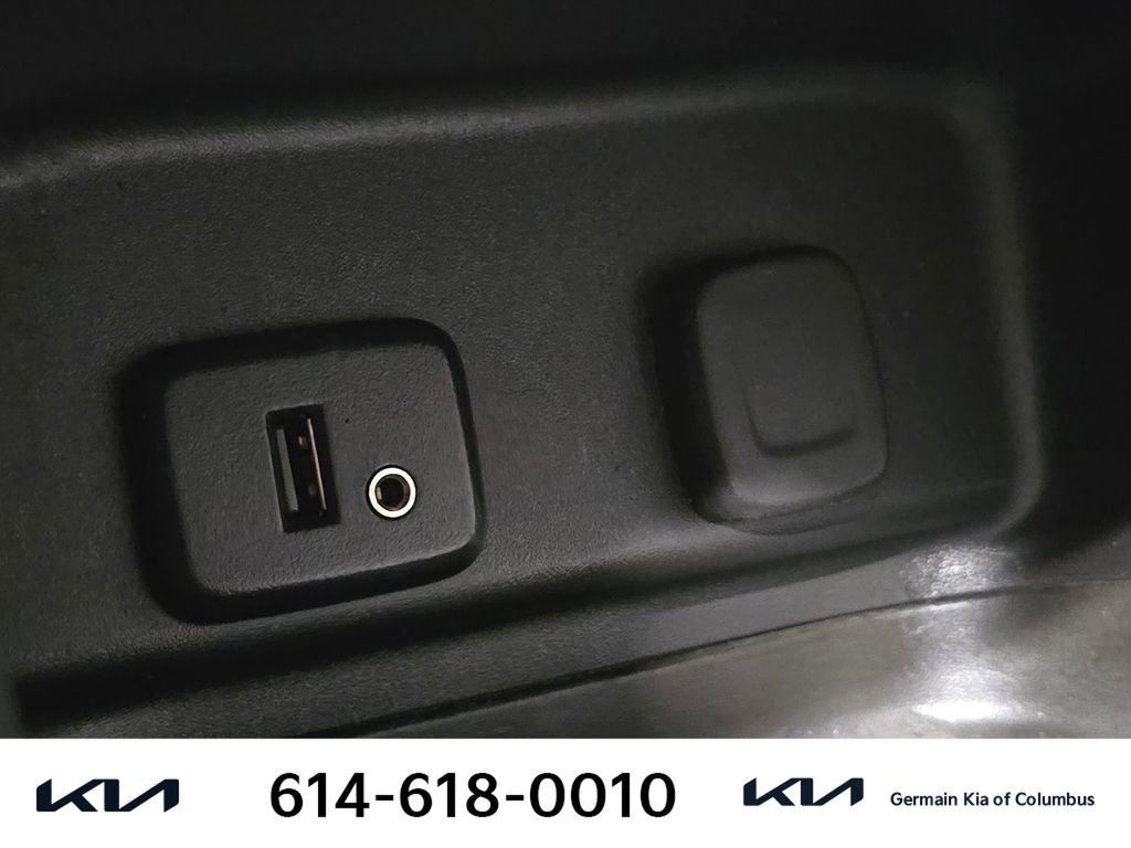 Used 2018 Chevrolet Equinox LS image 33