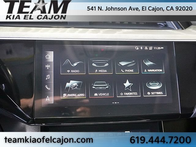 Used 2024 Audi Q8 e-tron Premium Plus AWD/4WD image 29