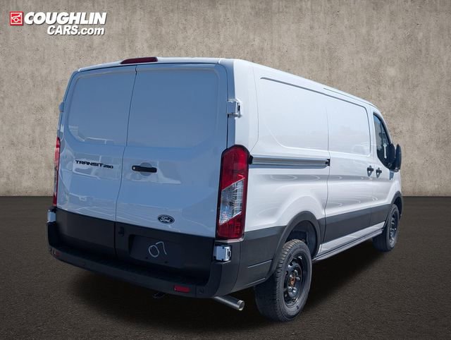 New 2026 Ford Transit 250 Low Roof RWD image 8