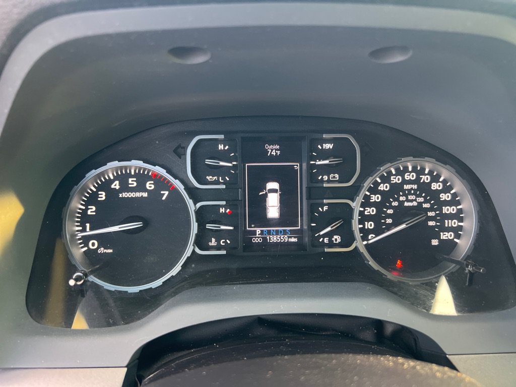 Used 2020 Toyota Tundra SR5 w/ SR5 Leather Package AWD/4WD image 31