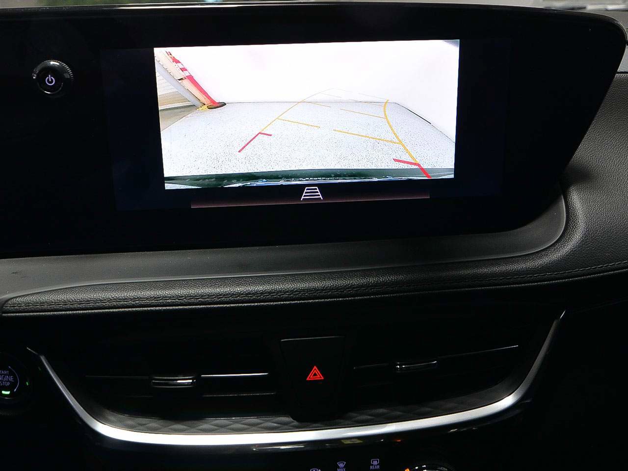 Used 2024 Buick Encore GX Sport Touring image 14