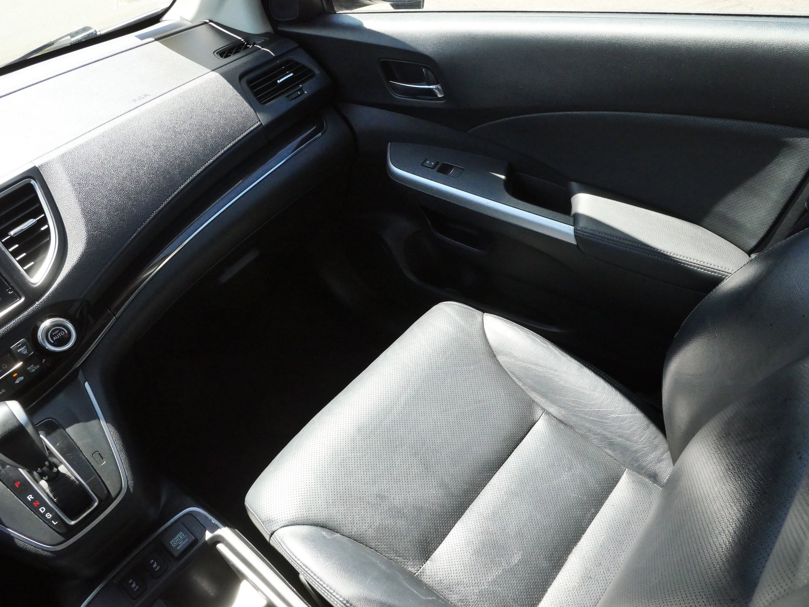 Used 2015 Honda CR-V EX-L image 11