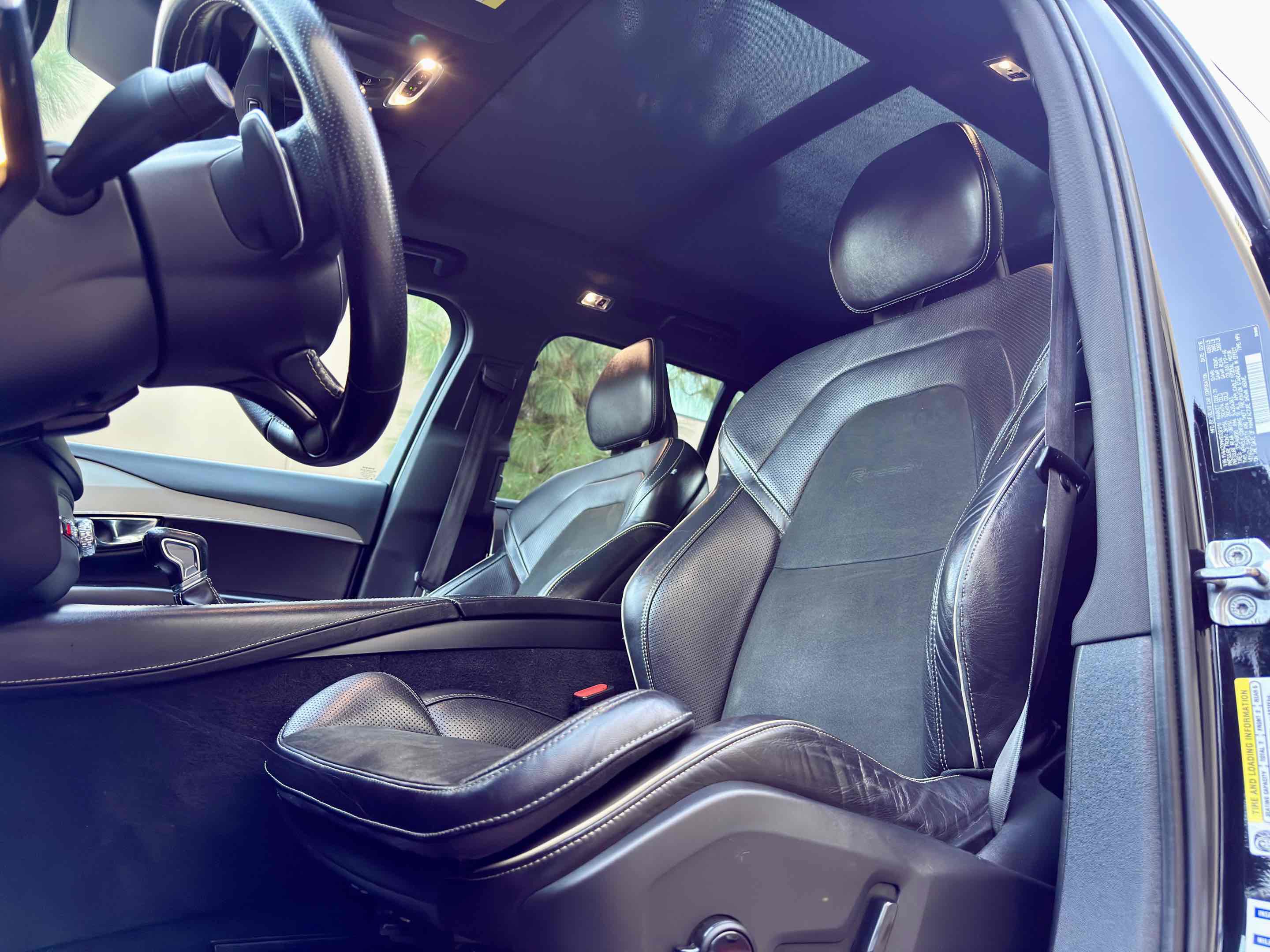 Used 2016 Volvo XC90 T6 R-Design w/ Vision Package image 53