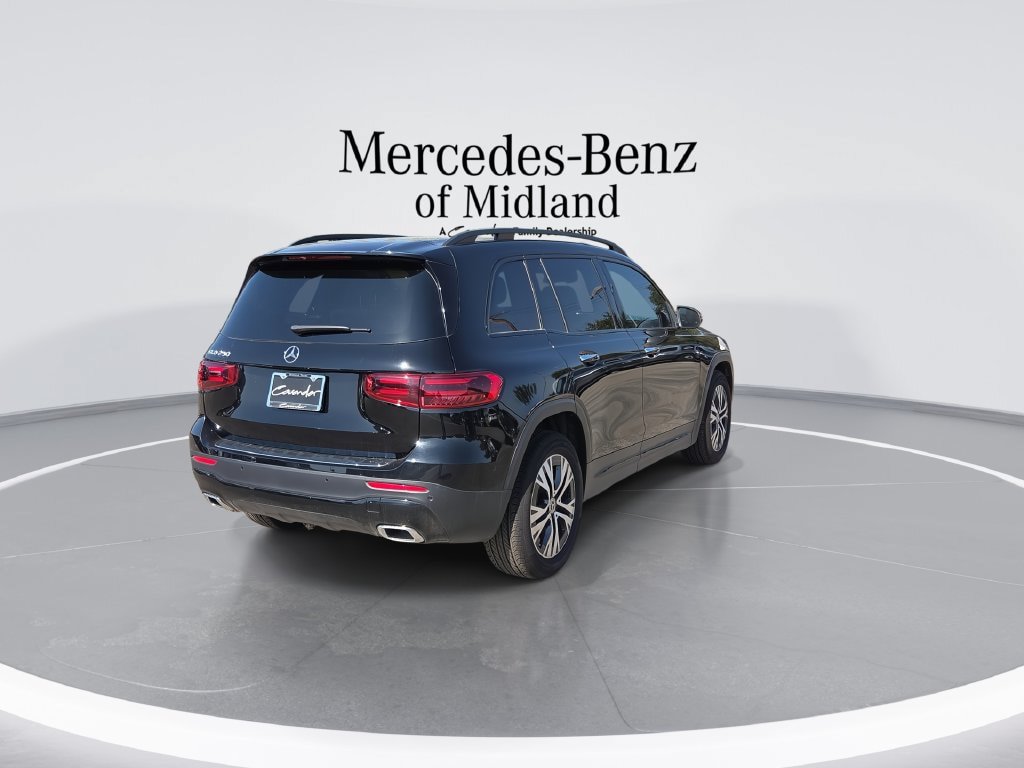 New 2026 Mercedes-Benz GLB 250 image 8