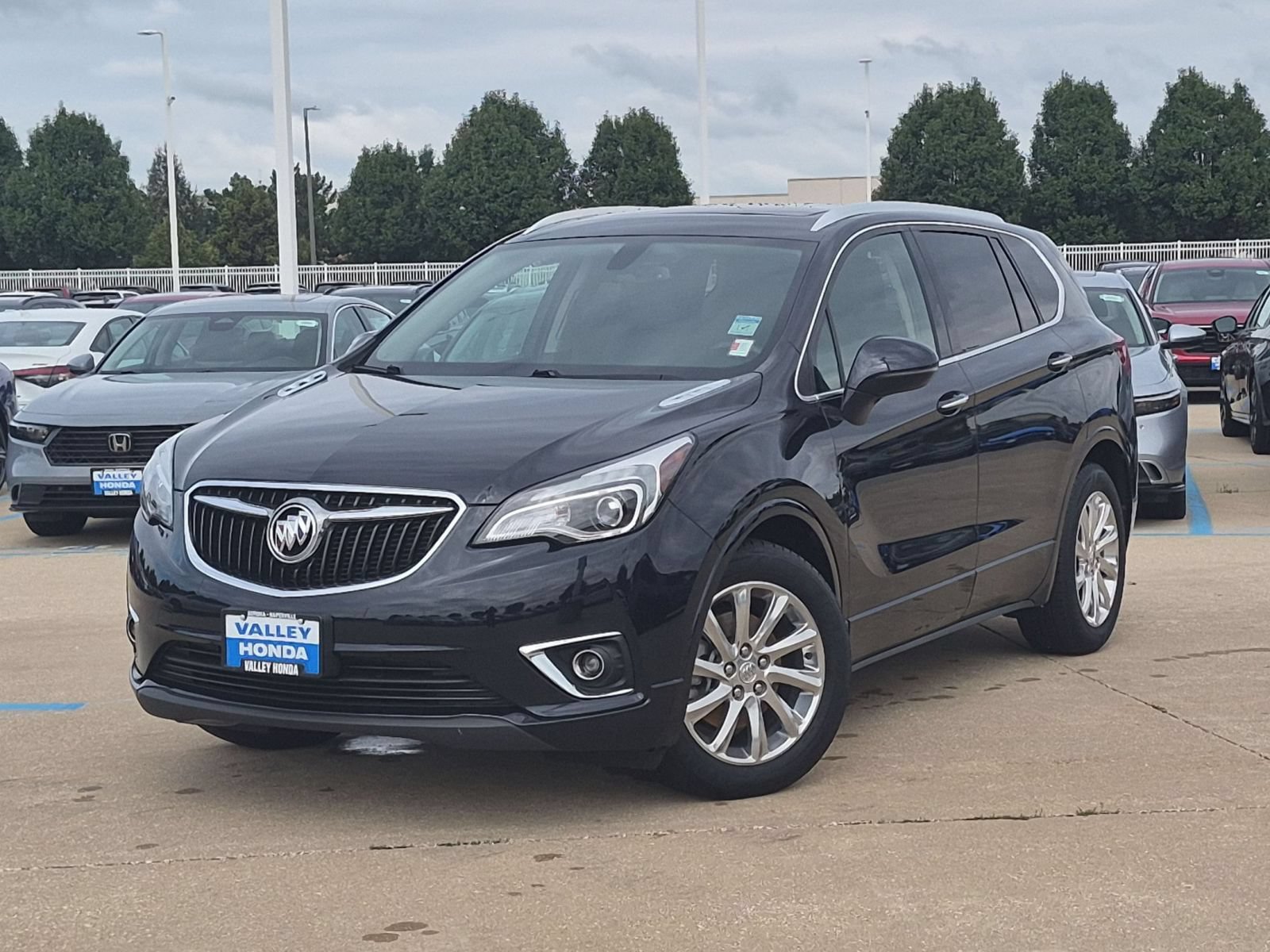 Used 2020 Buick Envision Essence FWD image 2