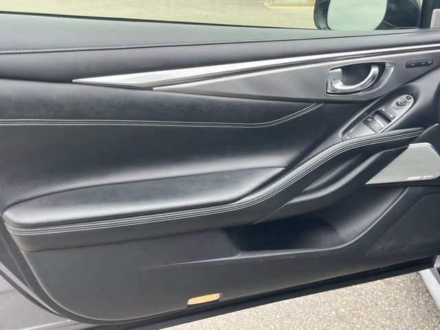 Certified 2019 INFINITI Q60 3.0t Luxe w/ Essential Package RWD image 9