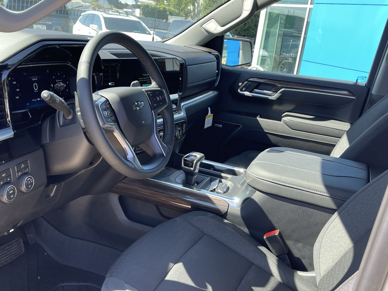 New 2026 Chevrolet Silverado 1500 RST w/ Convenience Package II AWD/4WD image 10