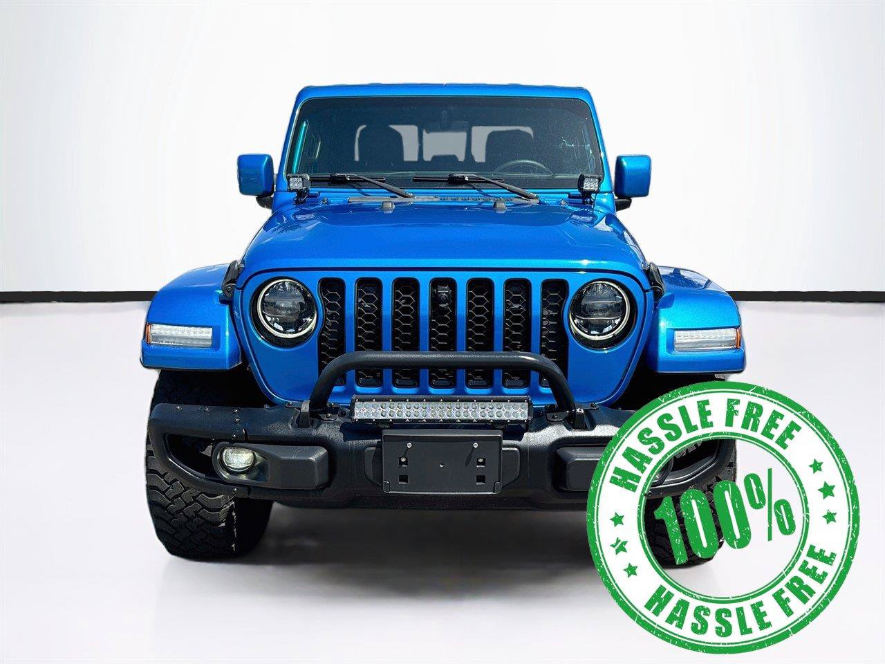 Used 2023 Jeep Gladiator Overland AWD/4WD image 2