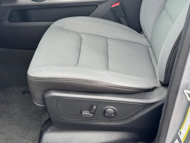 Used 2022 RAM 1500 Big Horn AWD/4WD image 18
