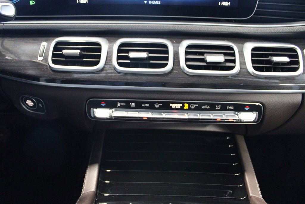 Used 2022 Mercedes-Benz GLE 350 4MATIC image 34