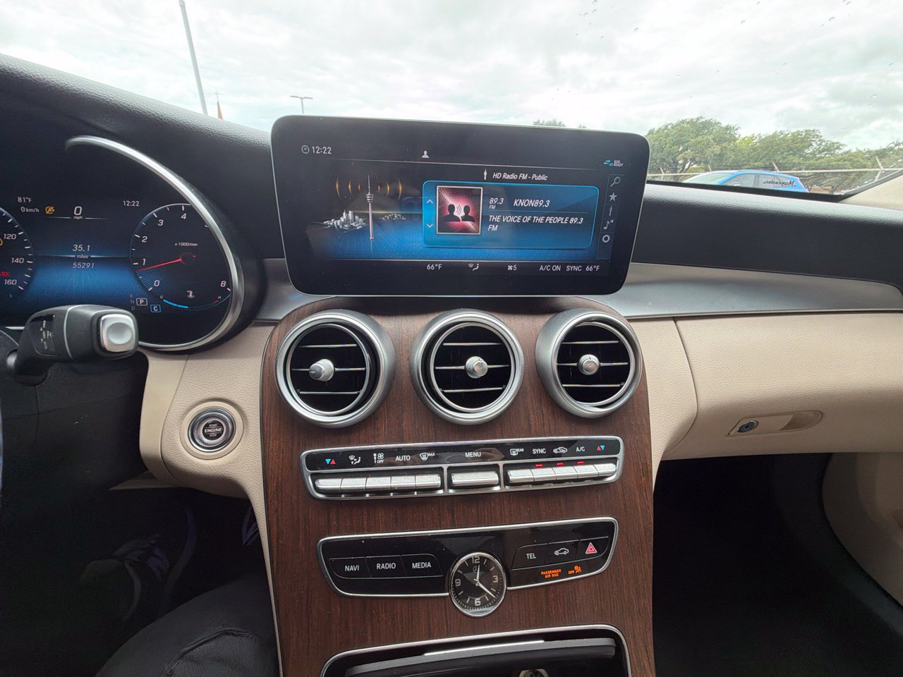 Used 2021 Mercedes-Benz C 300 4MATIC Sedan image 12