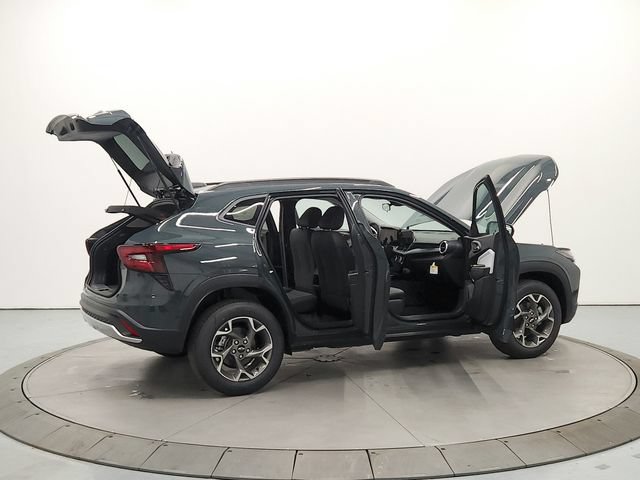 New 2026 Chevrolet Trax LT w/ Driver Confidence Package FWD image 15