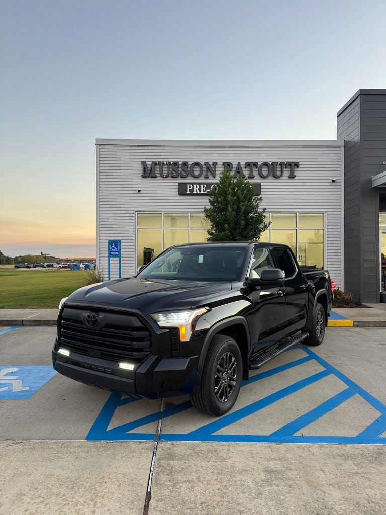 Used 2025 Toyota Tundra SR5 image 1