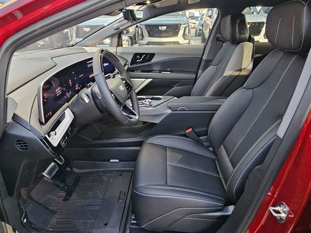New 2026 Cadillac Optiq Luxury 1 image 10