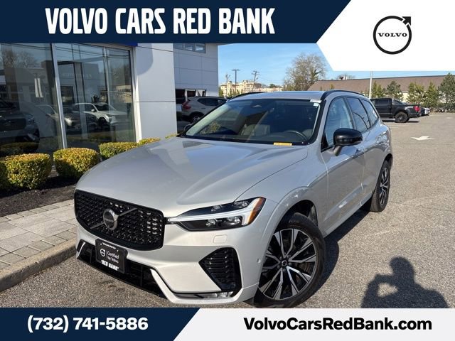 Used 2025 Volvo XC60 B5 Plus AWD/4WD image 1