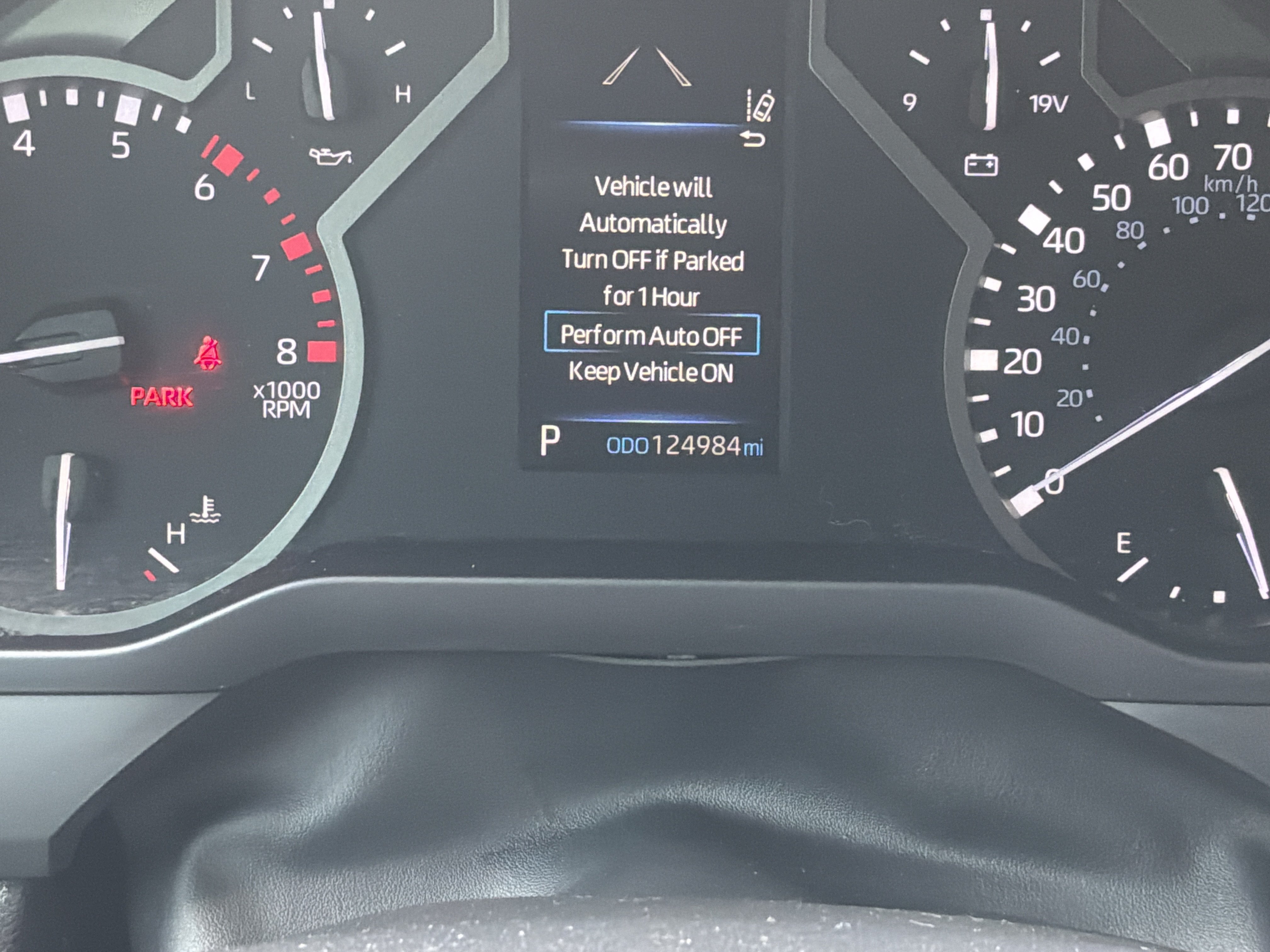 Used 2022 Toyota Tundra SR5 w/ SR5 Convenience Package AWD/4WD image 22