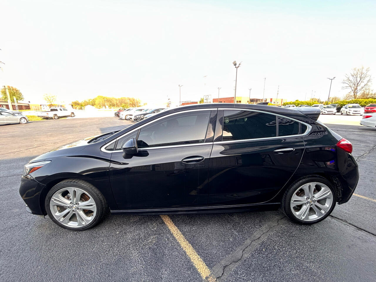 Used 2017 Chevrolet Cruze Premier image 6