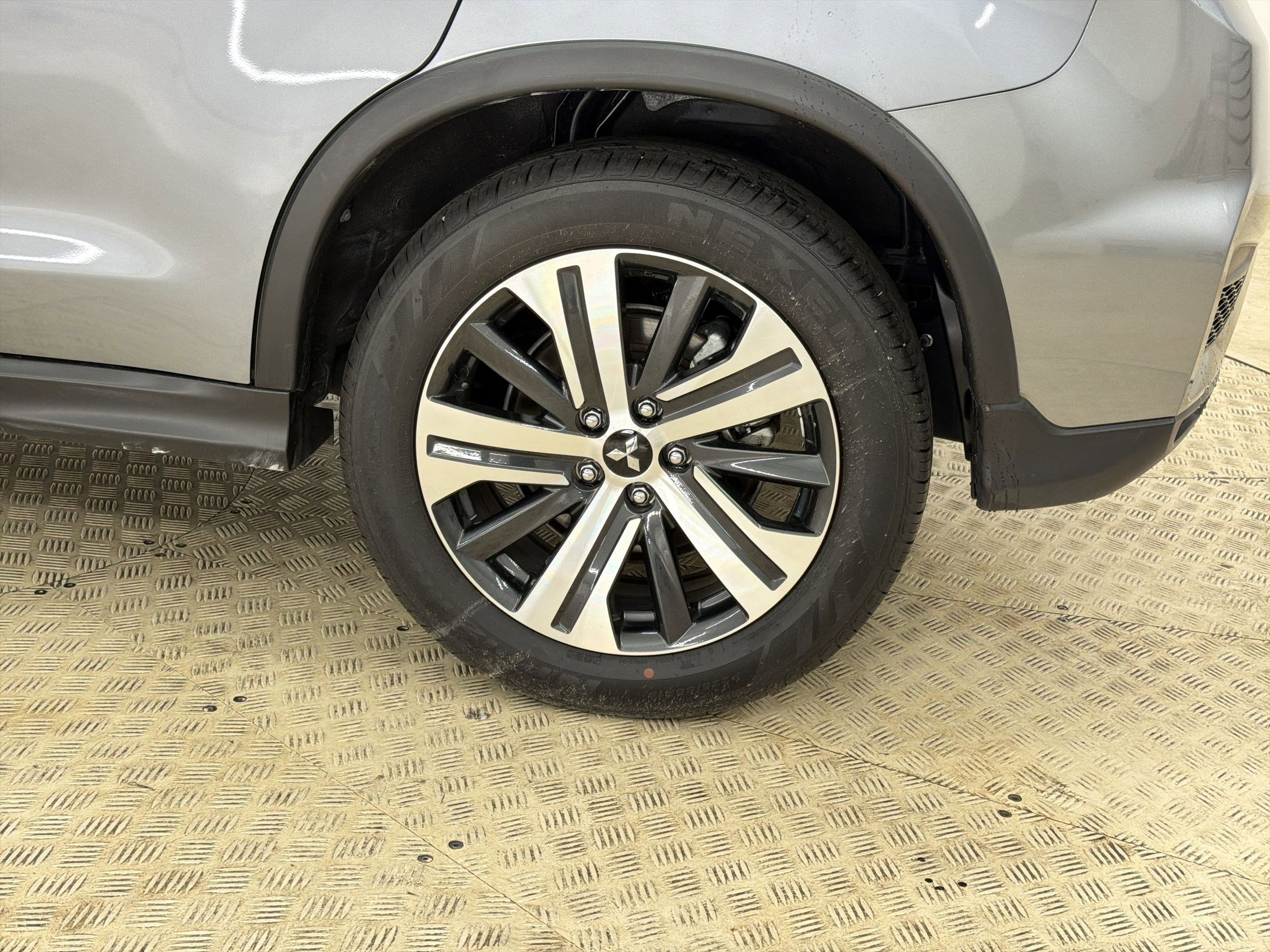 Used 2025 Mitsubishi Outlander Sport ES image 11