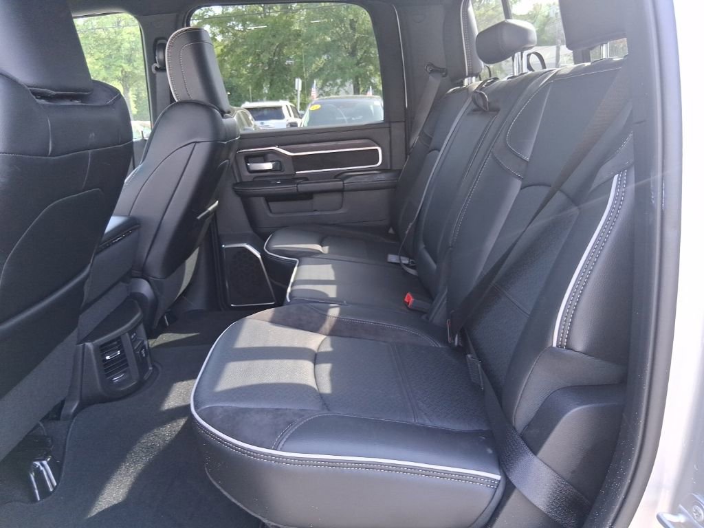 Used 2026 RAM 2500 Laramie AWD/4WD image 19