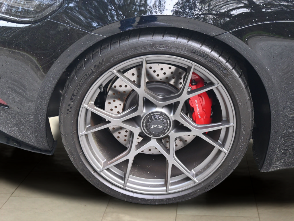 Certified 2025 Porsche 718 Boxster Spyder RS RWD image 18