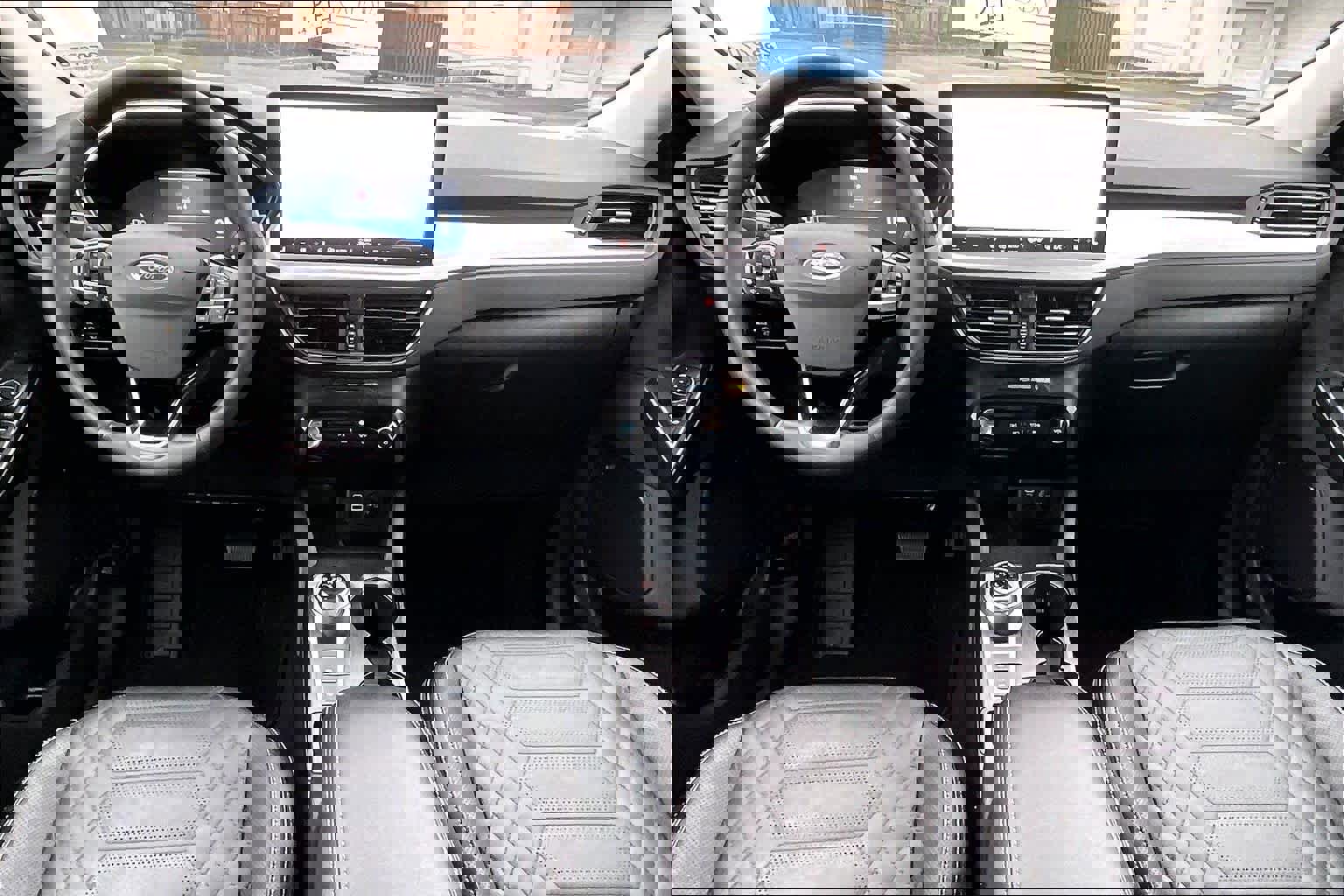 Used 2023 Ford Escape SE w/ PHEV Premium Package image 18