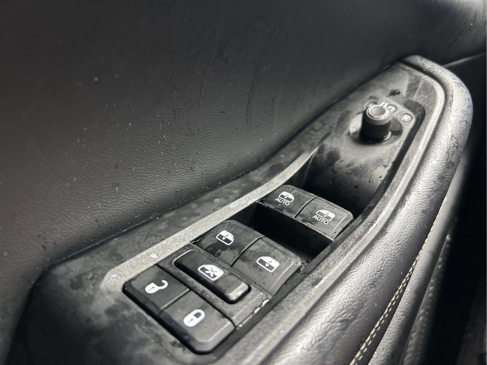 Certified 2022 Jeep Grand Cherokee Limited 4xe image 24