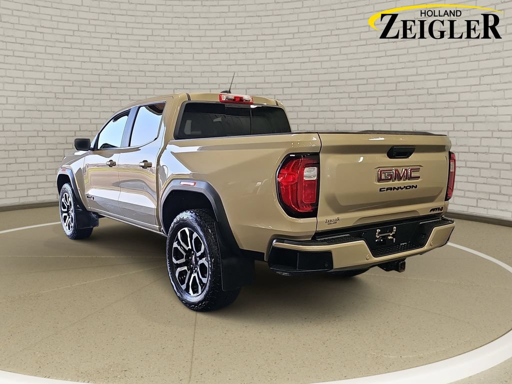 Used 2024 GMC Canyon AT4 w/ Technology Package AWD/4WD image 7
