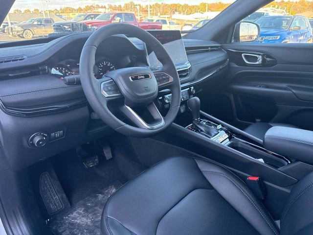 New 2026 Jeep Compass Limited image 2