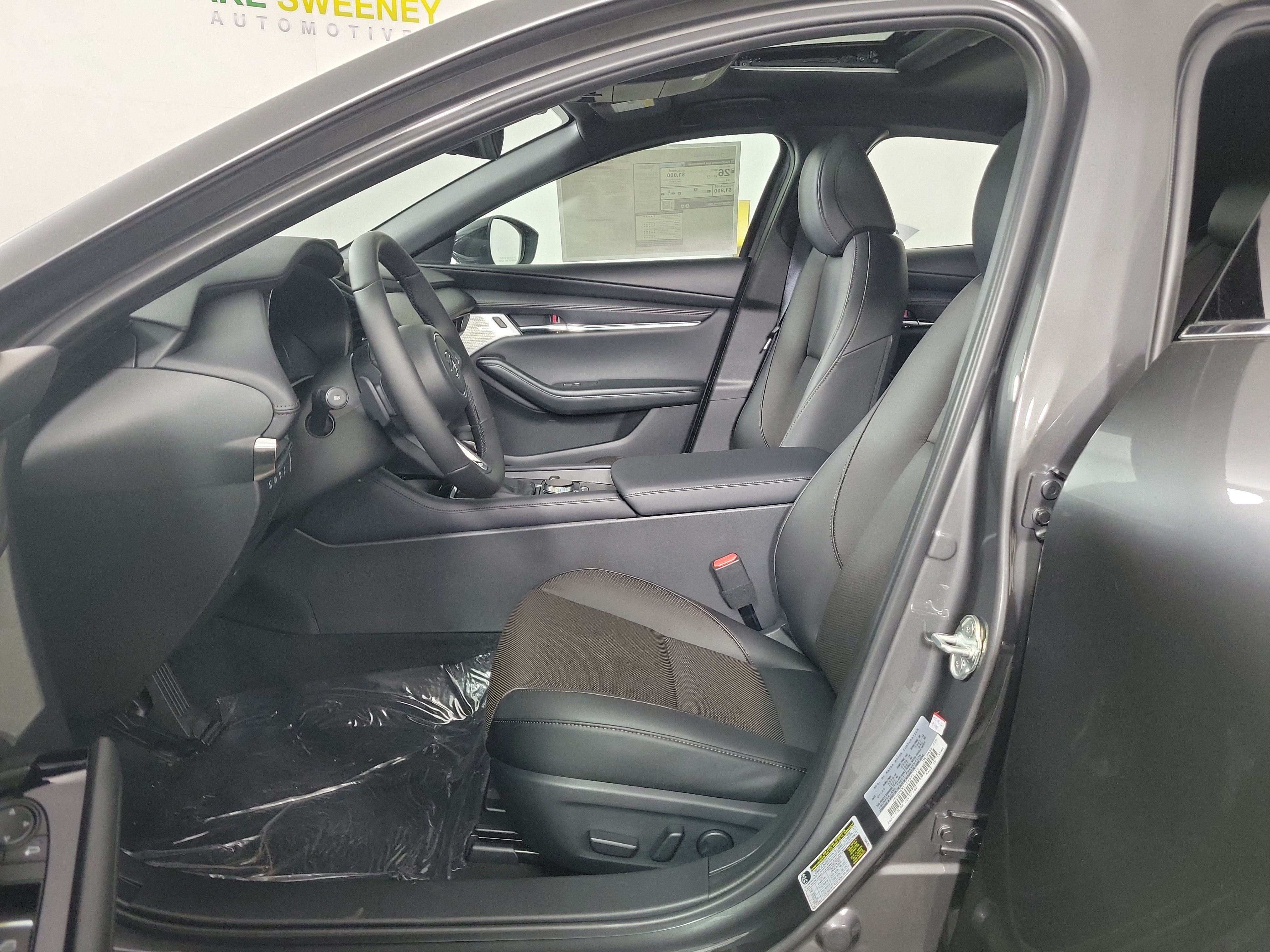 New 2026 MAZDA MAZDA3 Hatchback w/Premium Plus Pkg AWD/4WD image 11