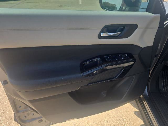 Certified 2022 Nissan Pathfinder SV FWD image 13