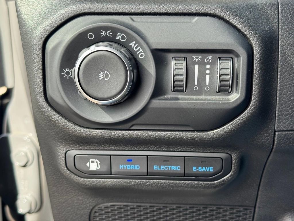 Used 2022 Jeep Wrangler Unlimited Sahara image 20